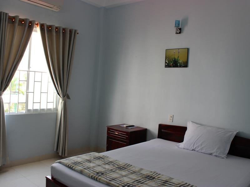 Quang Nhat Hotel Nha Trang Extérieur photo
